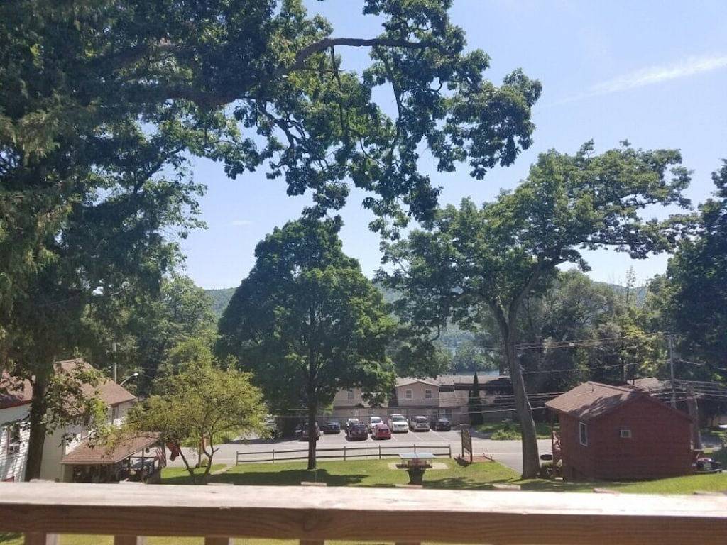 Die Goldadlerhütte 7 in Adirondack Mountains