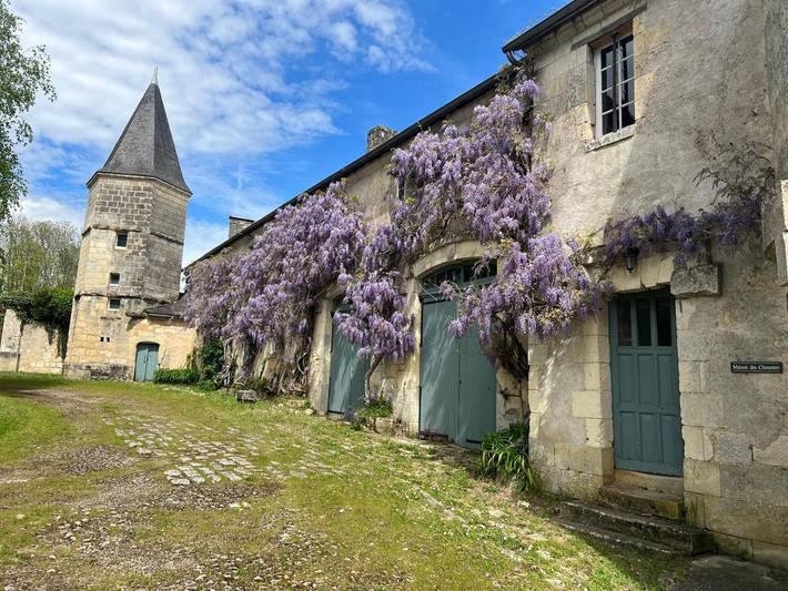 Location de vacances pour 4 personnes, avec Terrasse et Jardin à La Celle-Guenand