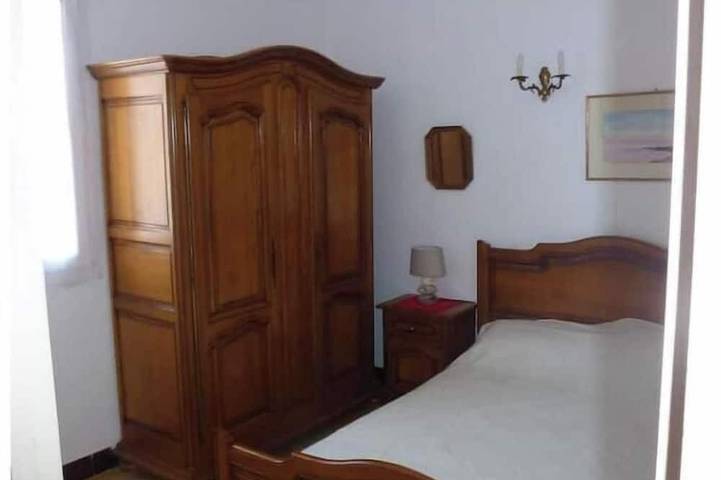 Location de vacances pour 4 personnes, avec Jardin dans Office De Tourisme Des Saintes Maries De La Mer - 3