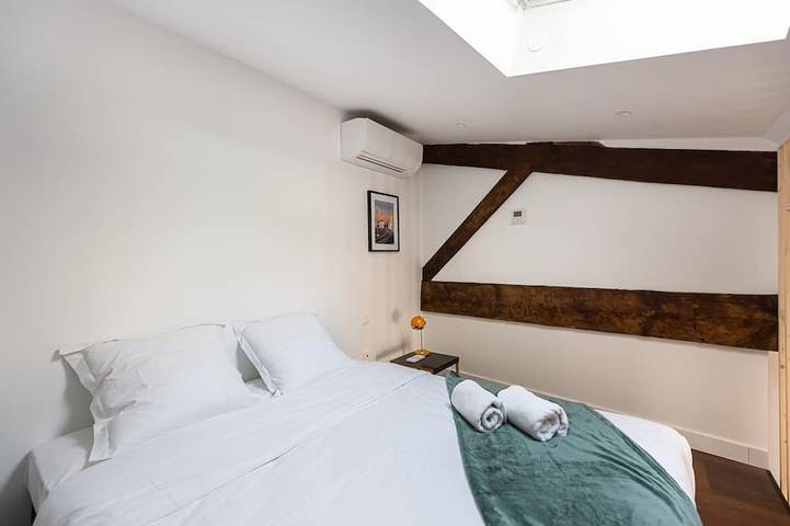 Apartamento entero, Modern AC duplex in the heart of Bordeaux in Burdeos, Región de Burdeos