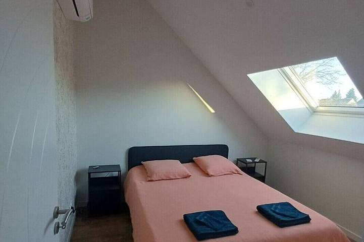 Location de vacances pour 5 personnes, avec jardin et piscine à Mosnes - 2