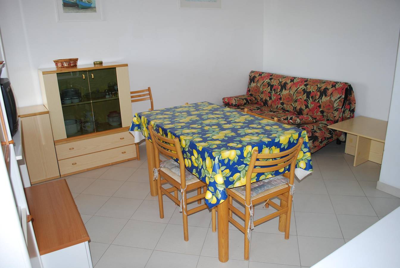 Ganze Wohnung, Ferienwohnung für 6 Personen mit Garten in La Pila, Campo nell'Elba