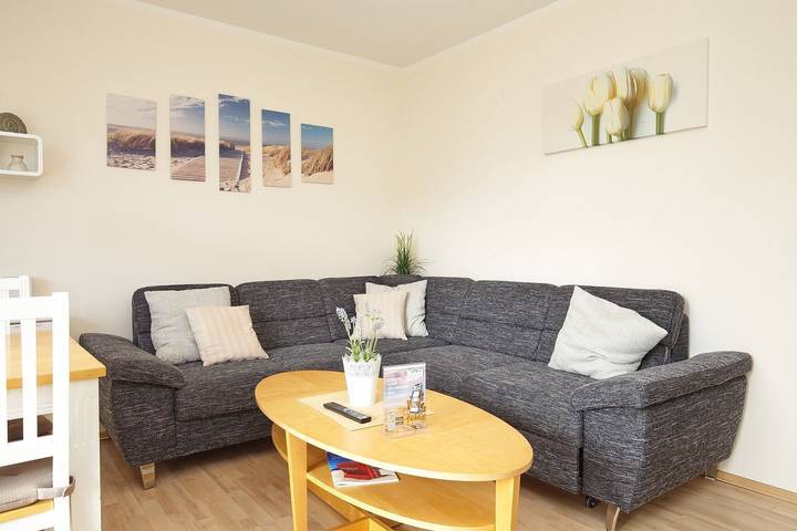 Ferienwohnung für 4 Personen, mit Balkon in Boltenhagen - 2