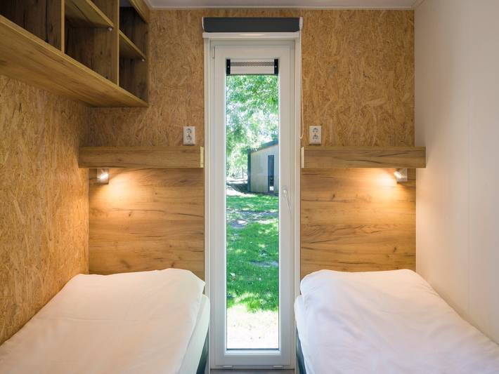 Chalet für 6 Personen, mit Garten und Pool sowie Terrasse, kinderfreundlich in Kamperland - 3