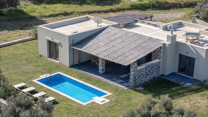 Ferienhaus für 5 Personen, mit Terrasse und Garten sowie Pool in Plakias