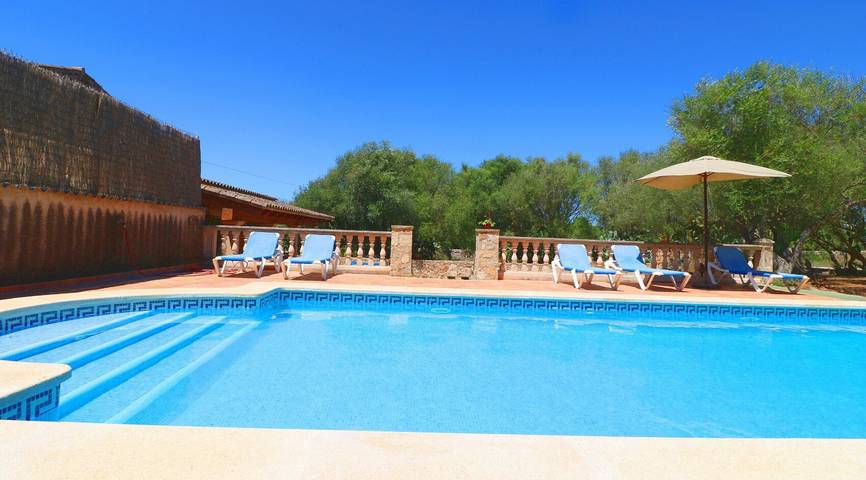 Ruhiges Landhaus Can Guillem mit Pool, Terrasse, Wlan und Klimaanlage in Campos, Mallorca Süden