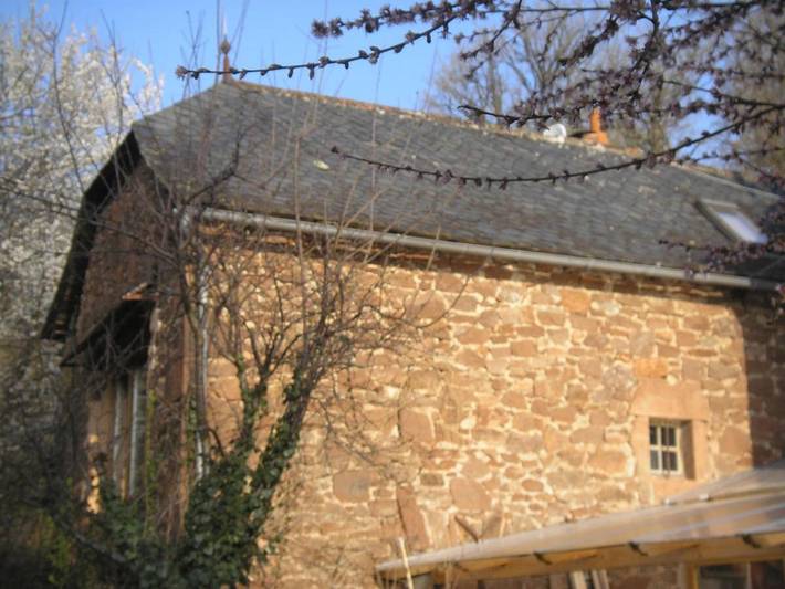Location de vacances pour 5 personnes, avec Terrasse ainsi que Jardin et Vue à Goutrens - 2