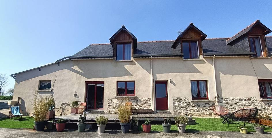 Gîte pour 6 personnes, avec terrasse, animaux acceptés à Montfort-sur-Meu - 3