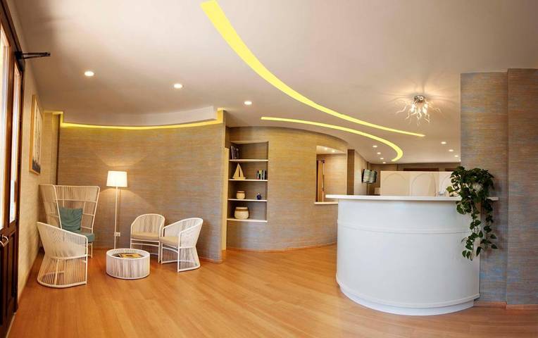 Hotel para 3 personas, con jardín - 1