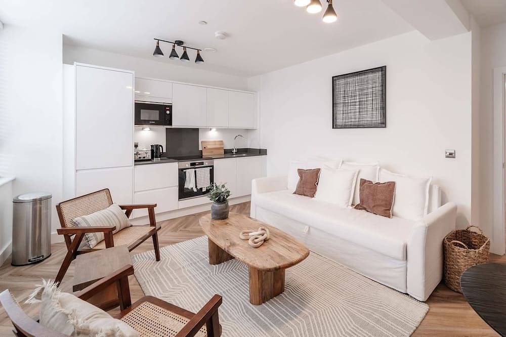 Ganze Wohnung, Bright Apartment in Chester's Heart in Chester, West Cheshire und Chester