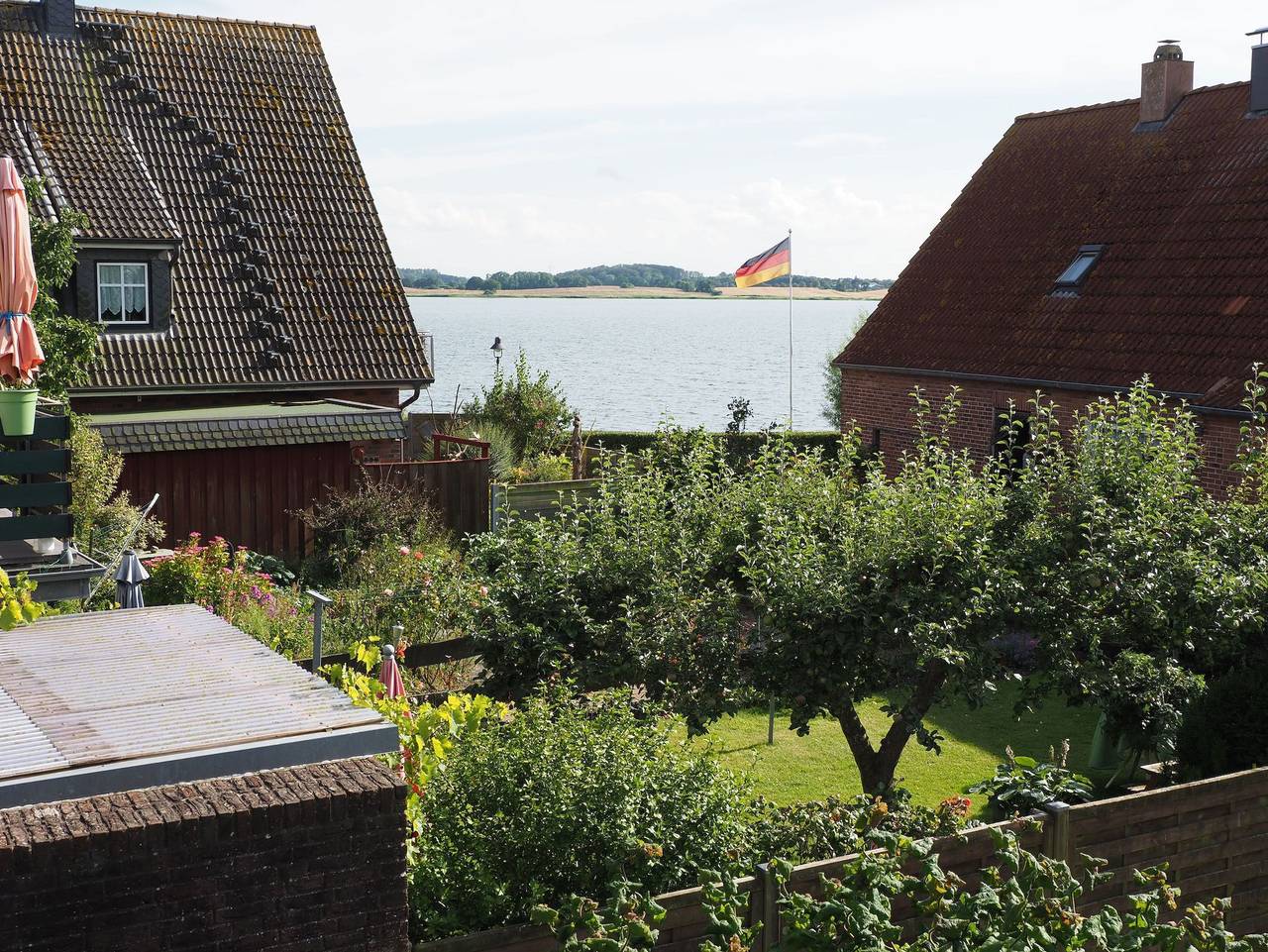 Ganze Ferienwohnung, Ferienwohnung mit Balkon und Schleiblick - Ferienwohnung mit Balkon und Schleiblick in Maasholm, Kappeln & Umgebung