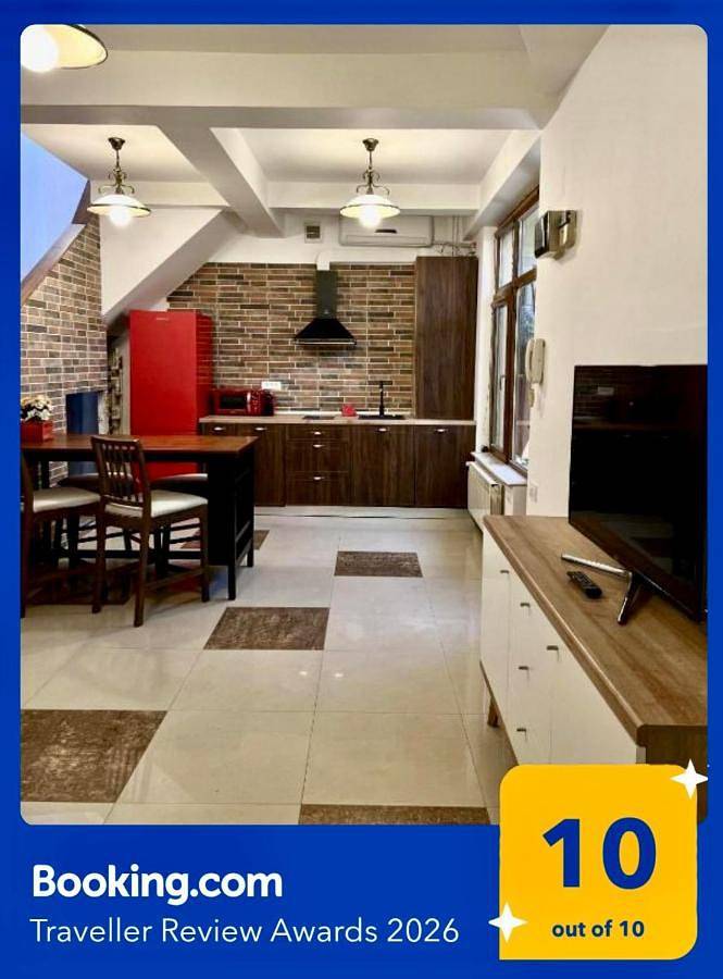 Villa pour 8 personnes, avec Balcon ainsi que Terrasse et Jardin en Roumanie