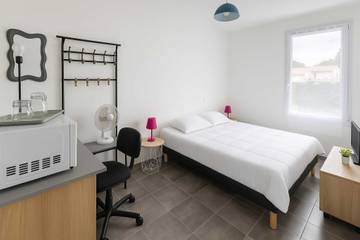 Chambre d’hôte pour 2 personnes, avec jardin ainsi que vue et terrasse dans les Pays de la Loire