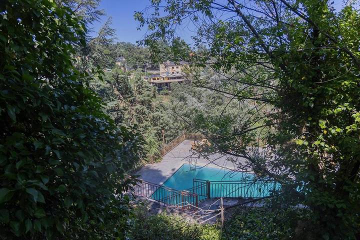 Casa rural para 25 personas, con jardín además de piscina y vistas en Miraflores de la Sierra - 3