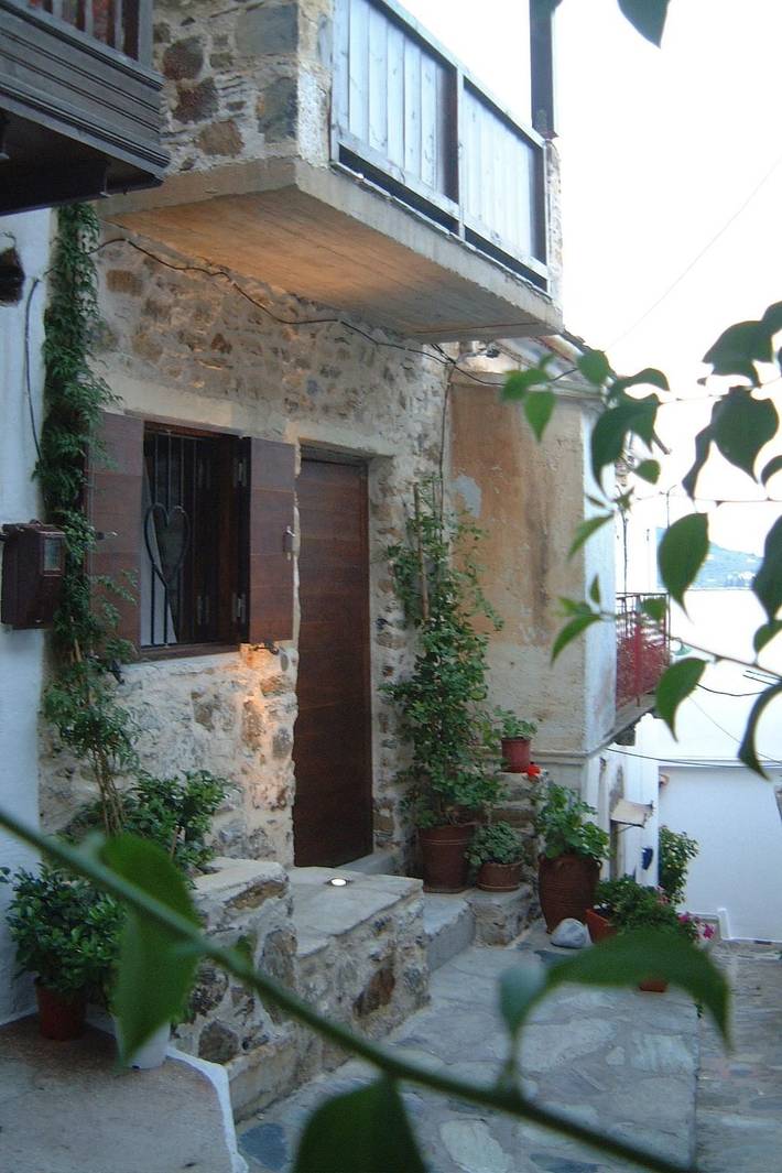 Ferienhaus für 2 Personen, mit Balkon und Terrasse auf Skopelos