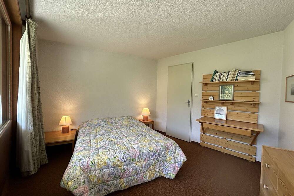 Geheel appartement, Montgenèvre: Cozy Apt. for 6, Balcony, Quiet Area, Near Chalmettes Lift in Montgenèvre, Briançon en omgeving