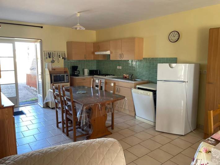 Location de vacances pour 8 personnes, avec jardin, animaux acceptés à Sommant - 2