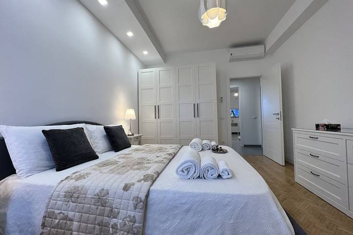 Entire apartment, Dalia apartment - Free Parking in the historic center of Alba - Langhe in Alba, Langhe