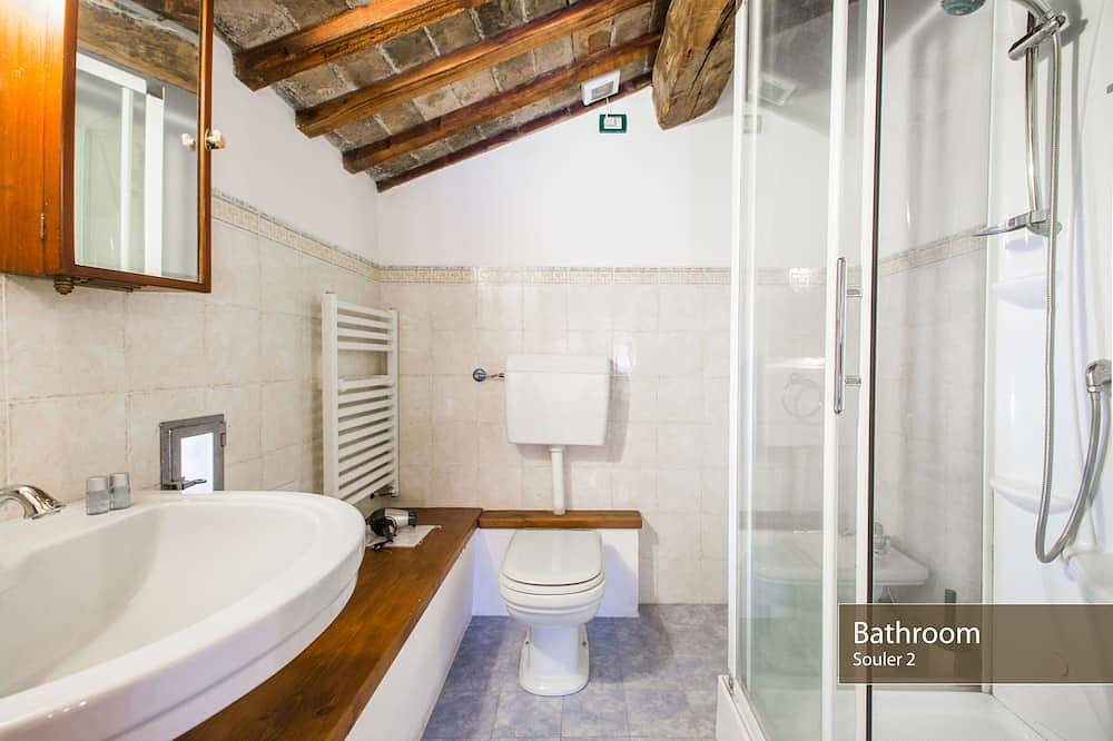Appartement entier, Charming apartment on Garda Lake in Maderno, Toscolano-Maderno