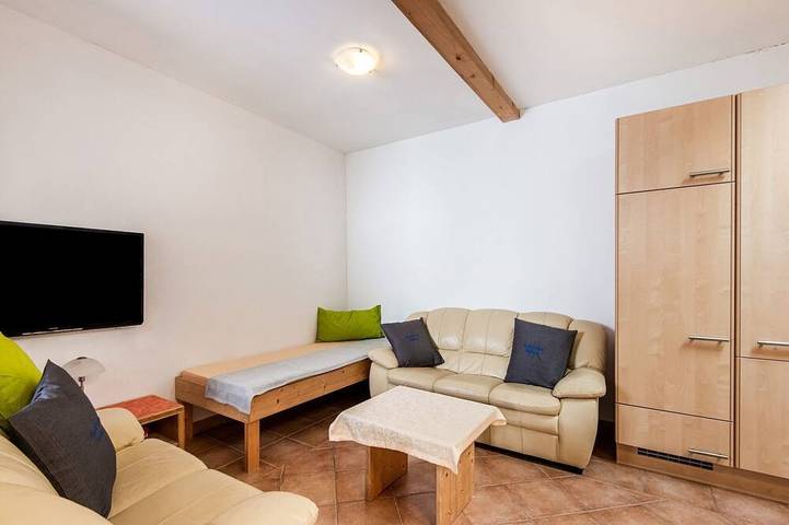Ferienwohnung für 5 Personen, mit Garten