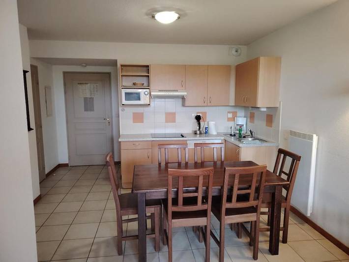 Gîte pour 4 personnes, avec sauna ainsi que terrasse et piscine à Levernois - 4