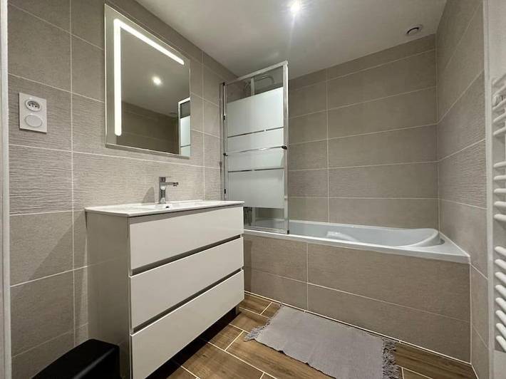 Location de vacances pour 4 personnes, avec terrasse et jacuzzi à Sauveterre-de-Guyenne - 4