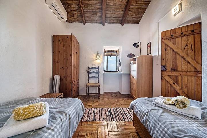 Location de vacances pour 5 personnes, avec balcon dans Santa Catarina da Fonte do Bispo - 2