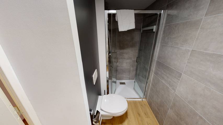 Evancy Boulogne-sur-Mer — Standard suite for 4 people with bedroom with double bed in Boulogne-sur-Mer, Boulogne-sur-Mer region