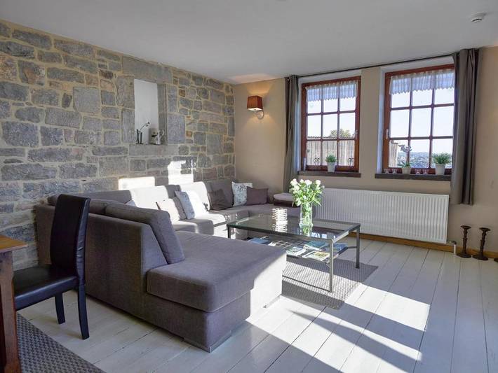 Location de vacances pour 8 personnes, avec sauna ainsi que jardin et terrasse à Limbourg