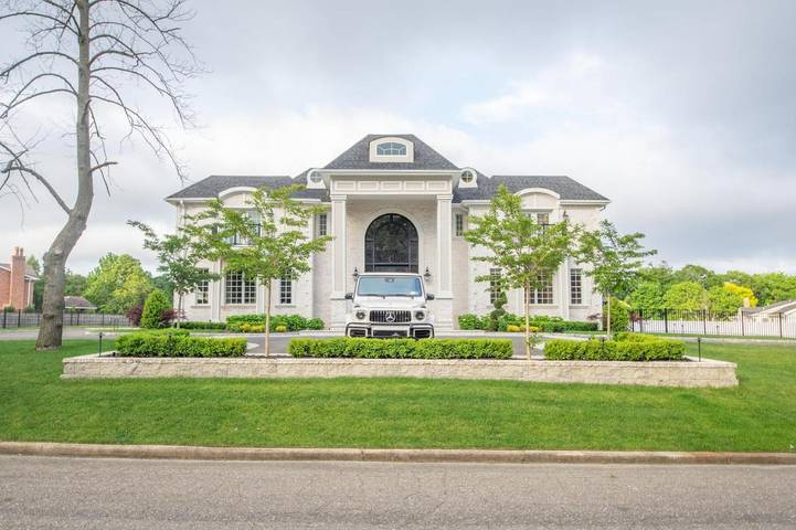 Location de vacances pour 10 personnes, avec vue ainsi que piscine et jardin à Melville - 2