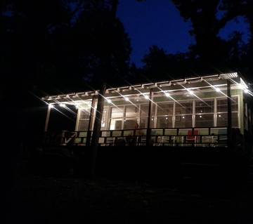 Log Cabin for 6 People in Sam Rayburn Reservoir, Texas, Photo 3