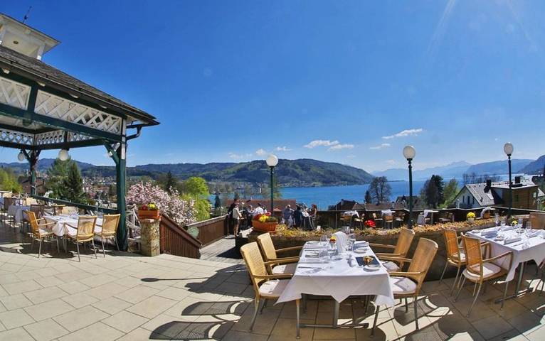 Hotel für 2 Personen, mit Terrasse und Garten in Seewalchen am Attersee