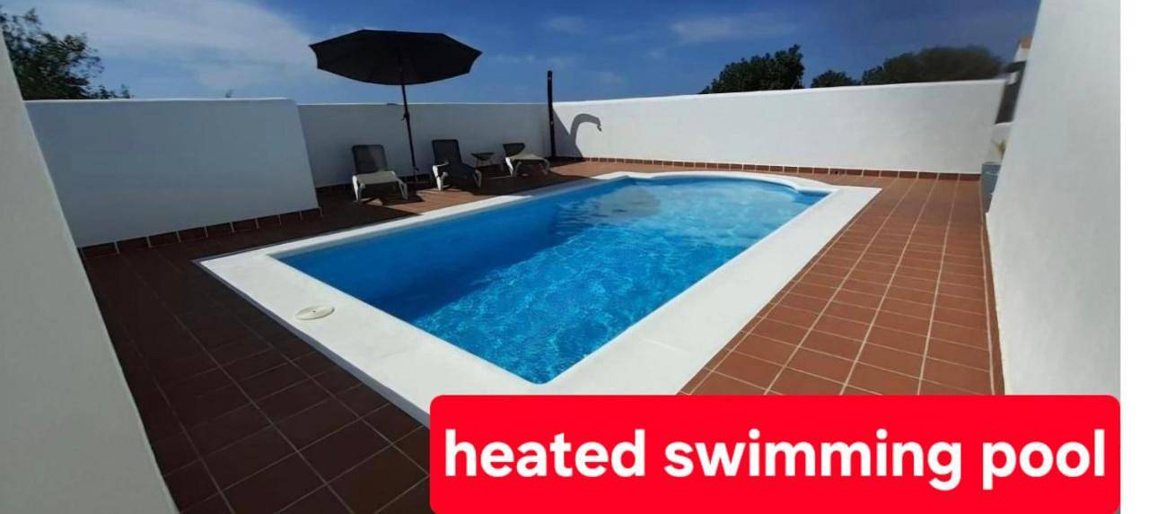 Villa Elisa whit heated pool and Jacuzzi in Villaverde, La Oliva