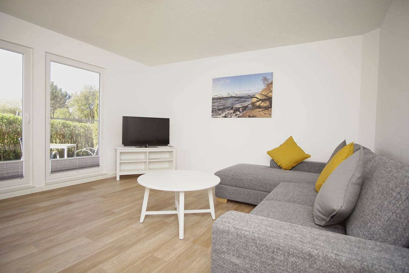 Ganze Wohnung, Ferienwohnung mit Terrasse in ruhiger Lage - Haus Südperd Fewo Dünenrose in Thiessow, Mönchgut
