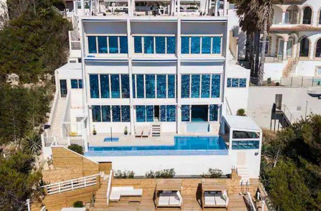 Exclusive Seafront Villa,Private Pool,Gym,Bbq in El Toro, Calvià