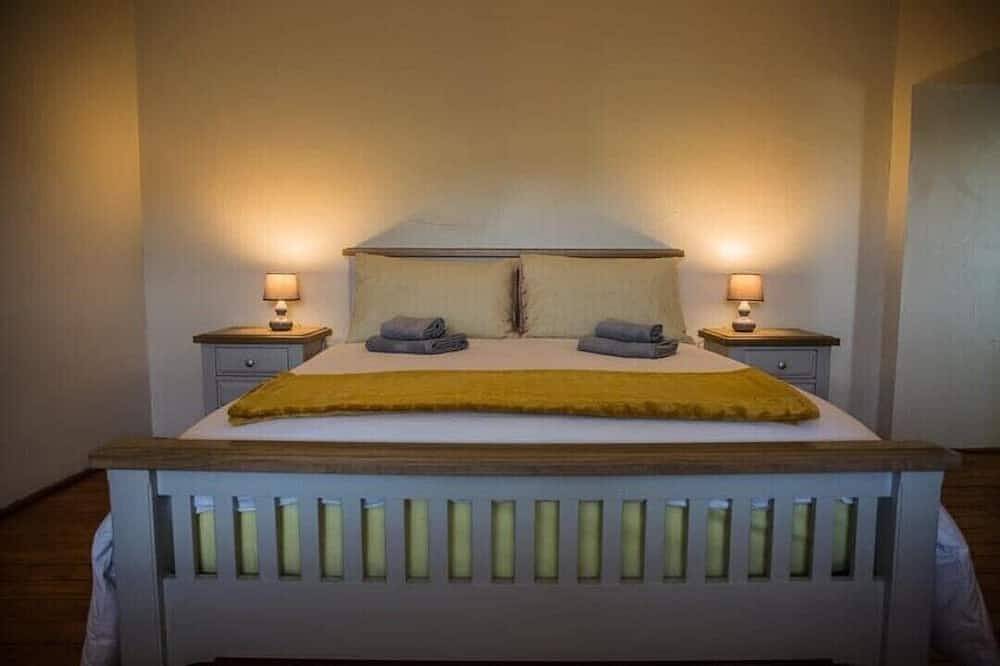 Dan’s Wee Cottage - Slieve Croob, Dromara (hot tub included in price) in County Down