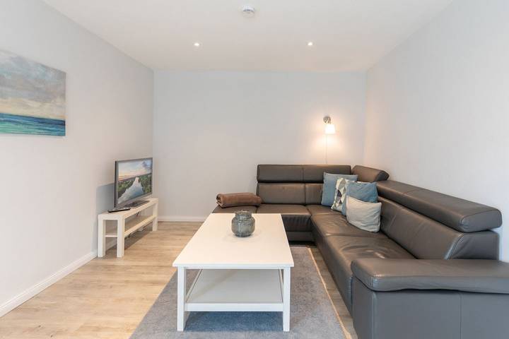 Ferienhaus für 6 Personen, mit Terrasse und Sauna sowie Garten in Husum - 2