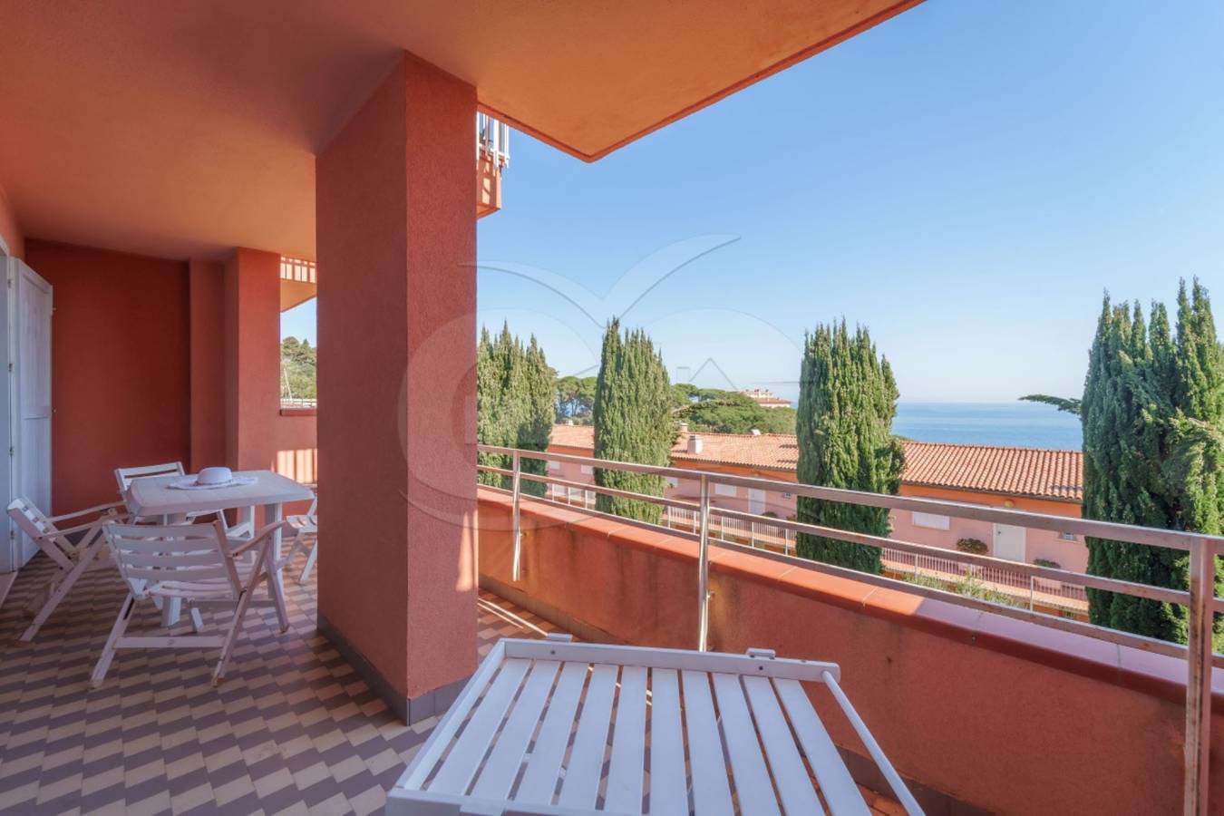 Ganze Ferienwohnung, Ferienwohnung für 6 Personen mit Terrasse in Capo d'Arco, Elba