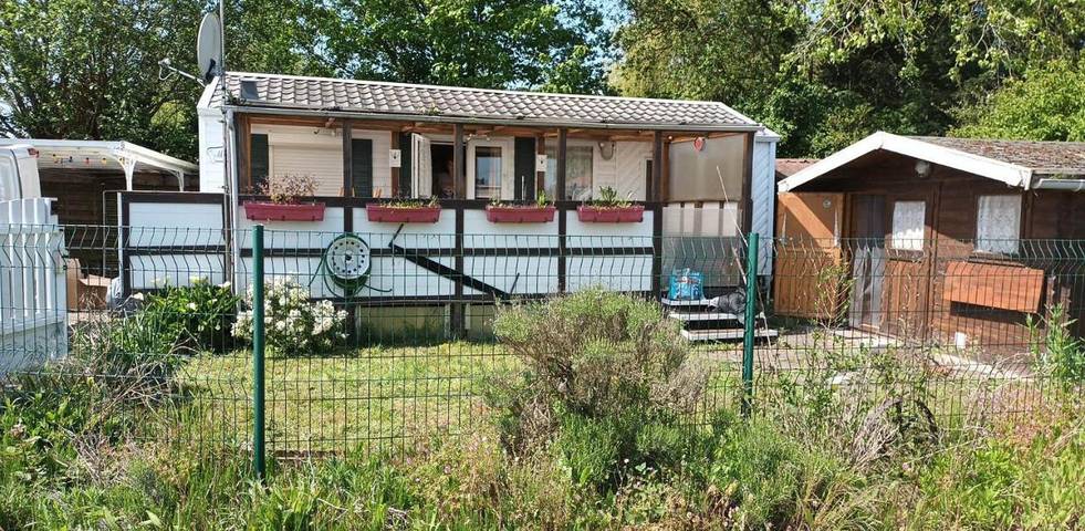Gîte pour 4 personnes, avec jardin, animaux acceptés dans Lac d'Ardres - 2