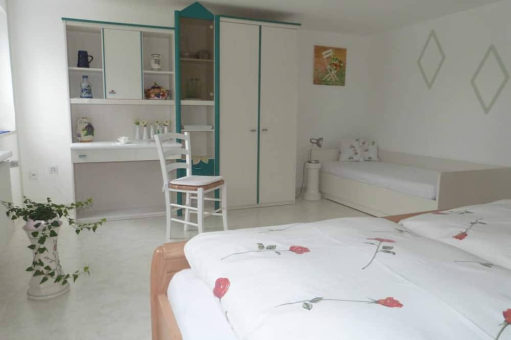 Ganze Wohnung, Ferienwohnung Familie Endres - Ferienwohnung Familie  Endres in Fränkische Schweiz