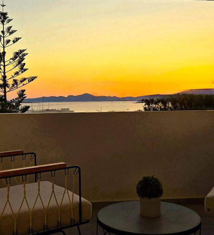 Hôtel pour 6 personnes, avec sauna et jardin ainsi que piscine et vue dans Aliki - 4