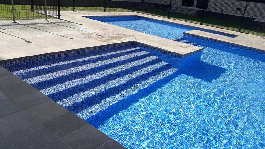 Gîte pour 3 personnes, avec bassin pour enfant et vue ainsi que jardin et piscine à Castro-Urdiales - 2