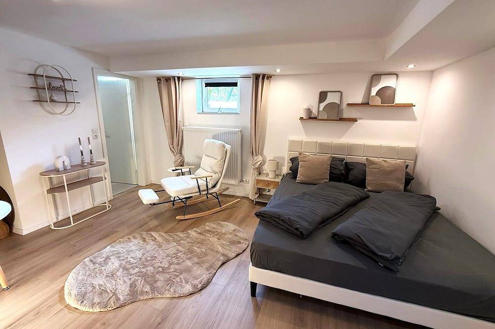 Ganze Wohnung, Allgäu-Nest mit Stellplatz – Naturnah und Urban in Durach, Bayerisch Schwaben