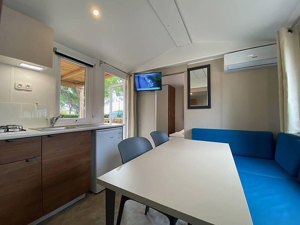 Ferienanlage Serenella Mobilehome Airone für 4 Personen in Bardolino, Gardasee-Berge