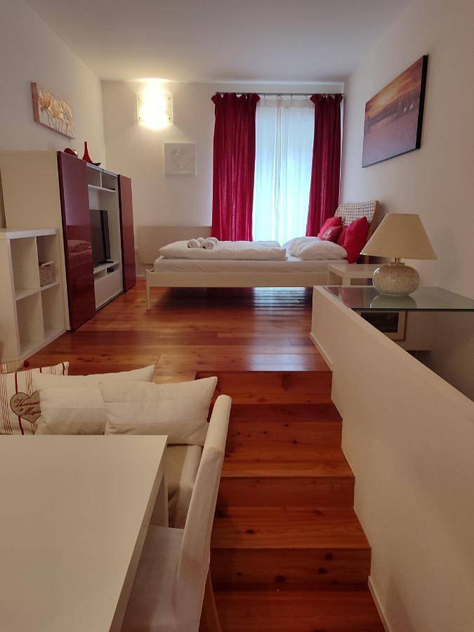 Ferienwohnung für 4 Personen, mit Balkon und Sauna in Ebene Reichenau