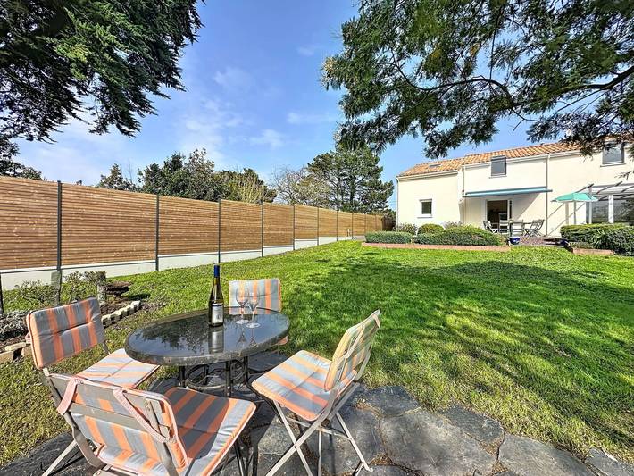 Ferienhaus für 12 Personen, mit Garten