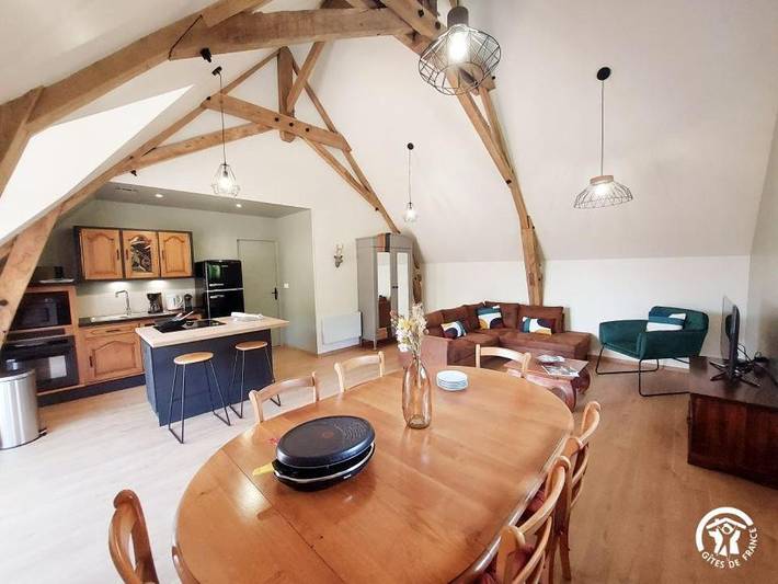 Location de vacances pour 6 personnes, avec jardin ainsi que piscine et sauna à Ambrières-les-Vallées - 3