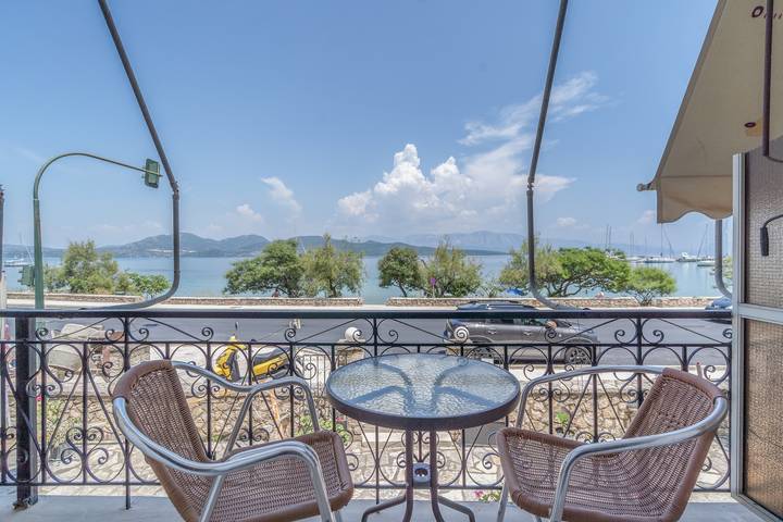 Vacation rental for 2 people, with Balcony and Yard in Lefkada