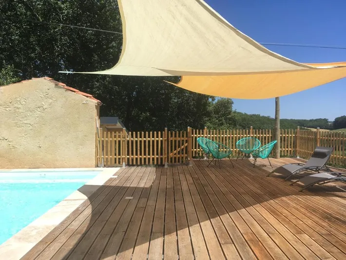 Chambre d’hôte pour 4 personnes, avec vue ainsi que piscine et jardin - 1