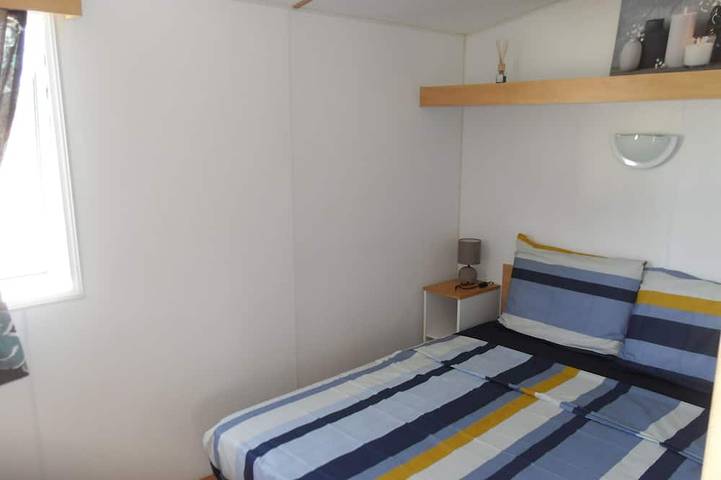 Mobil home pour 4 personnes, avec terrasse à Saint-André-de-Lidon